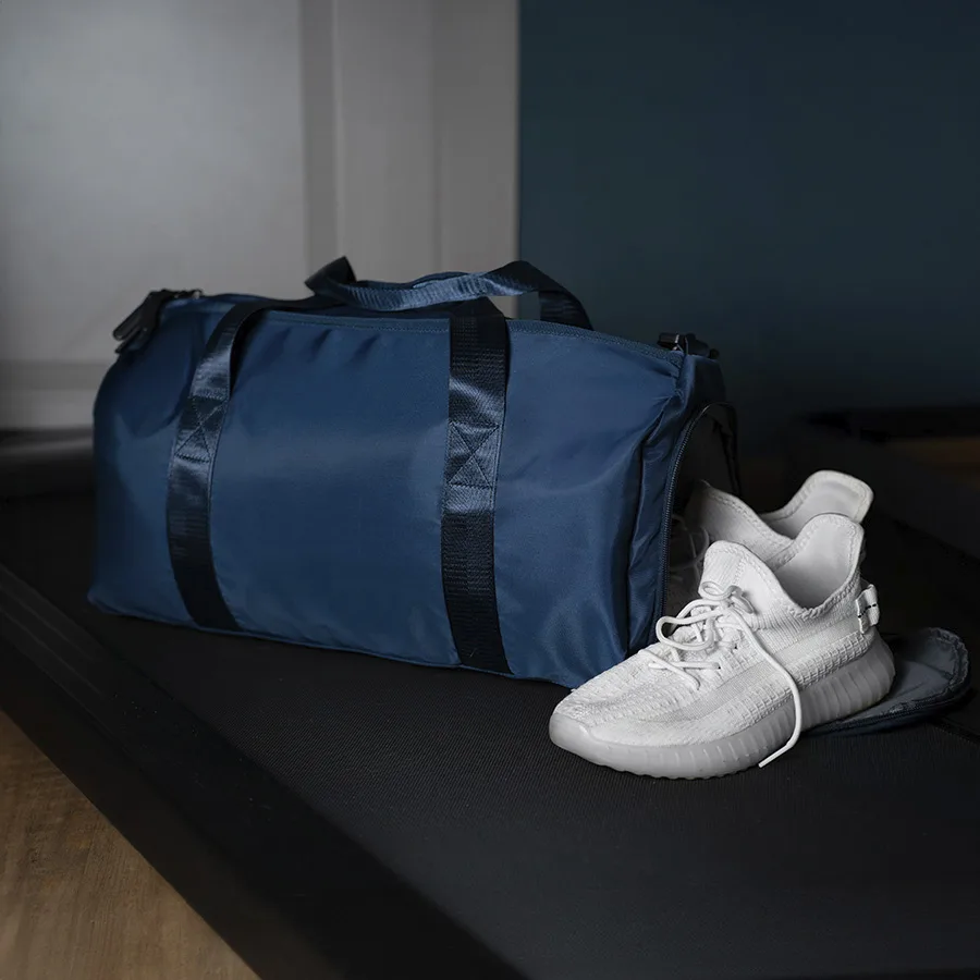 Сумка спортивная "Gym"; серая; 45х21х20 см;  из водостойкого материала., темно-синий