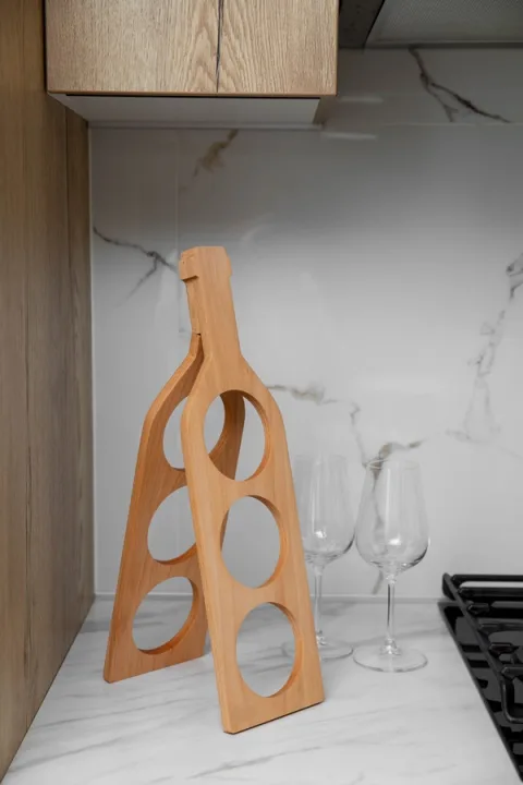 светло-коричневый