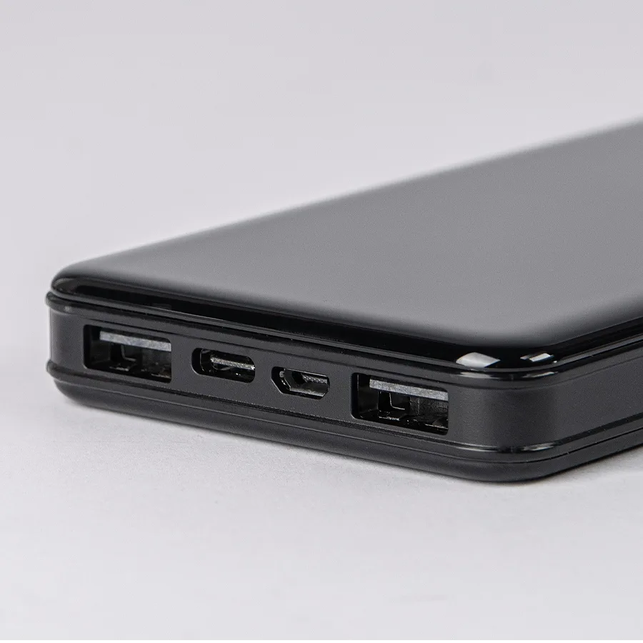 Универсальный аккумулятор Sleek 10 (10000 мАч), черный, 14х6.8х1,5 см, черный