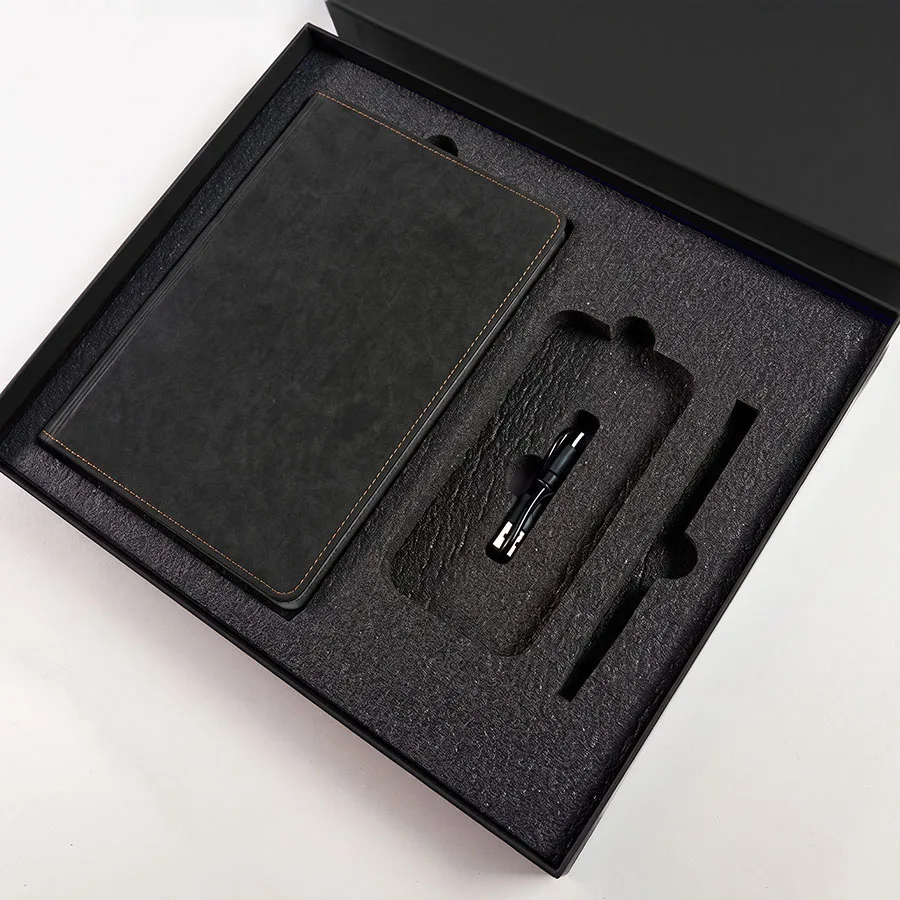 Набор подарочный EMBER: ежедневник и power bank в коробке с ложементом, черный