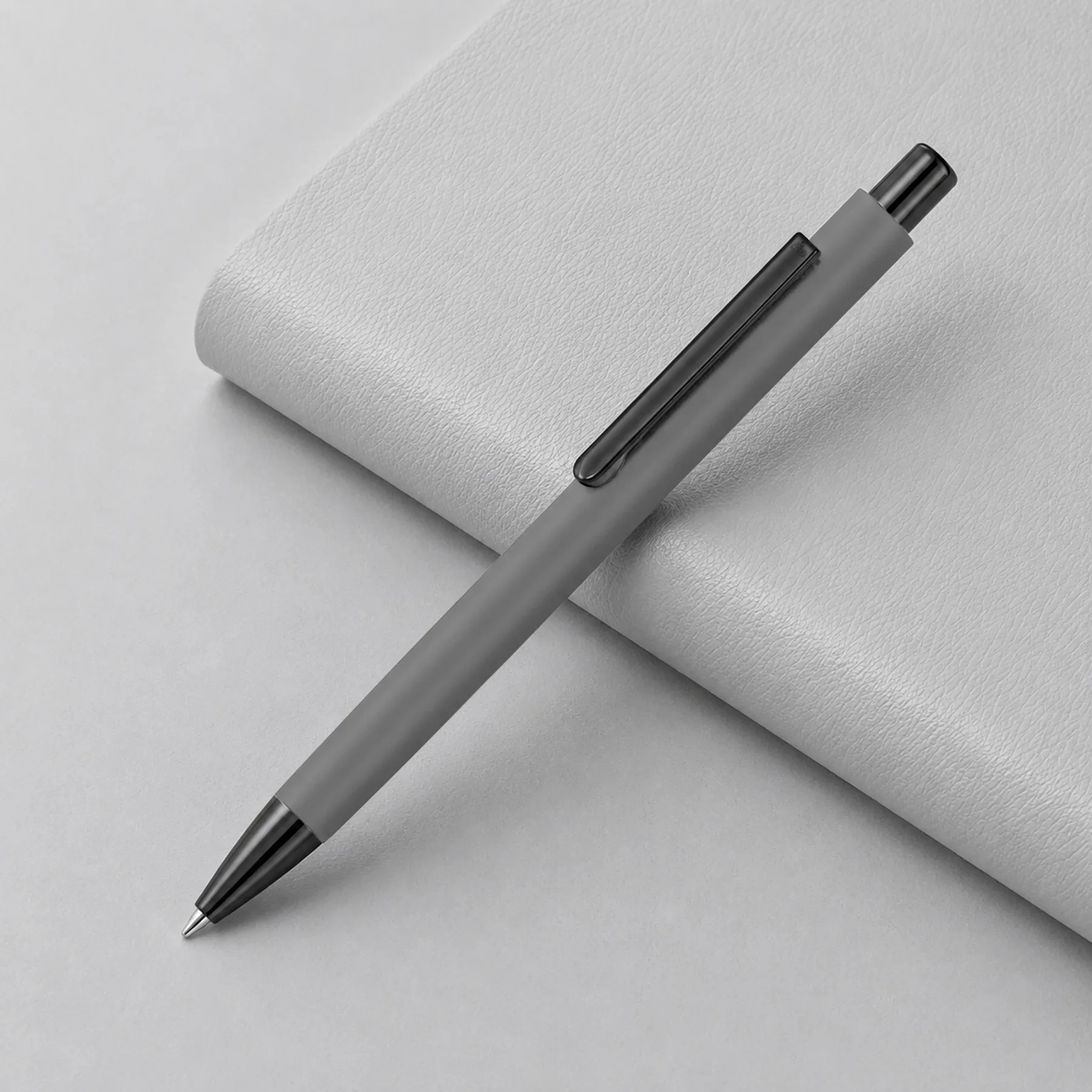 Металлическая шариковая ручка soft touch "Ellipse gum", серый