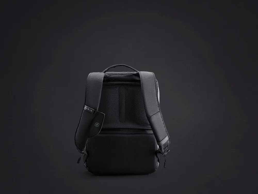 Водостойкий антикражный рюкзак Clickpack для ноутбука 15.6", черный