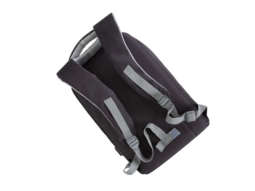 RIVACASE 7562 black рюкзак для ноутбука 15.6", черный