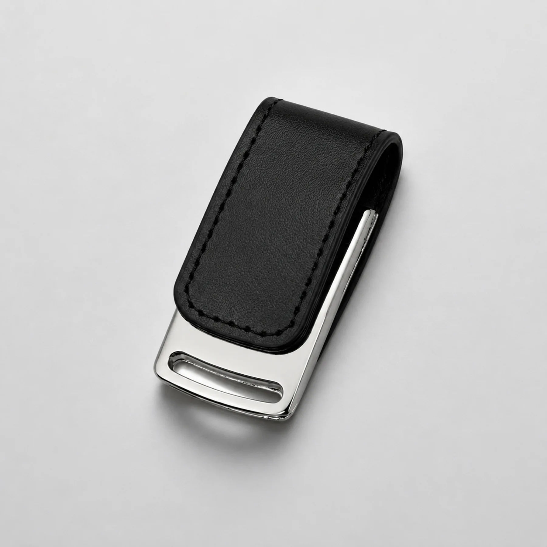 Флеш-карта USB 2.0 16 Gb с магнитным замком "Vigo", черный/серебристый