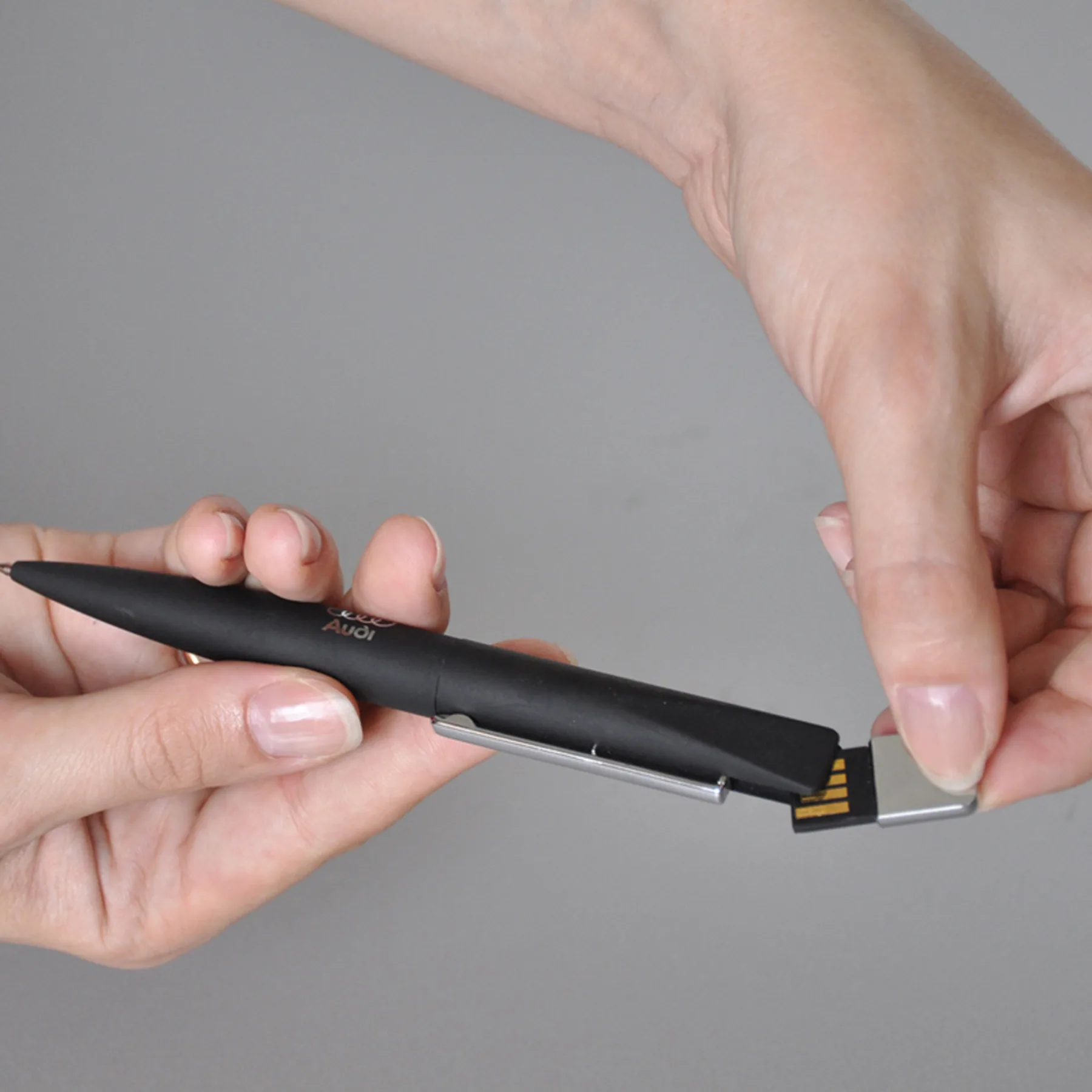 Ручка шариковая "Callisto" с флеш-картой 32Gb, покрытие soft touch, оранжевый