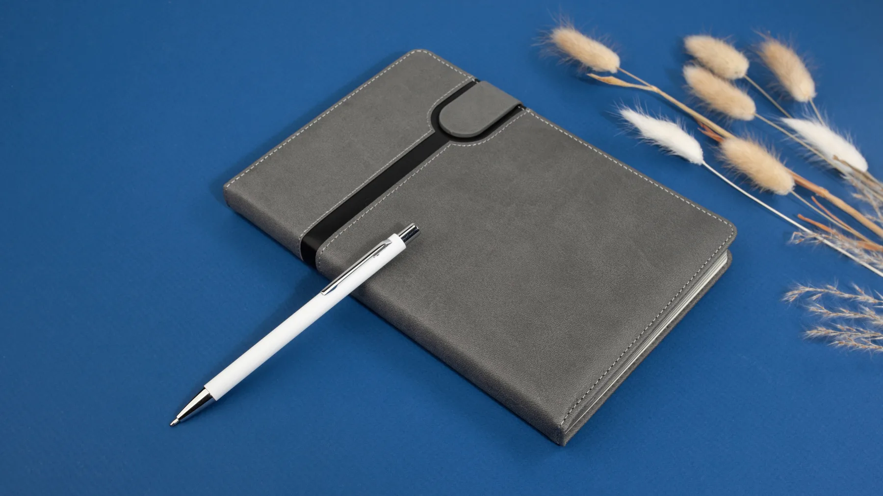 Ручка шариковая "Trade", покрытие soft touch, белый